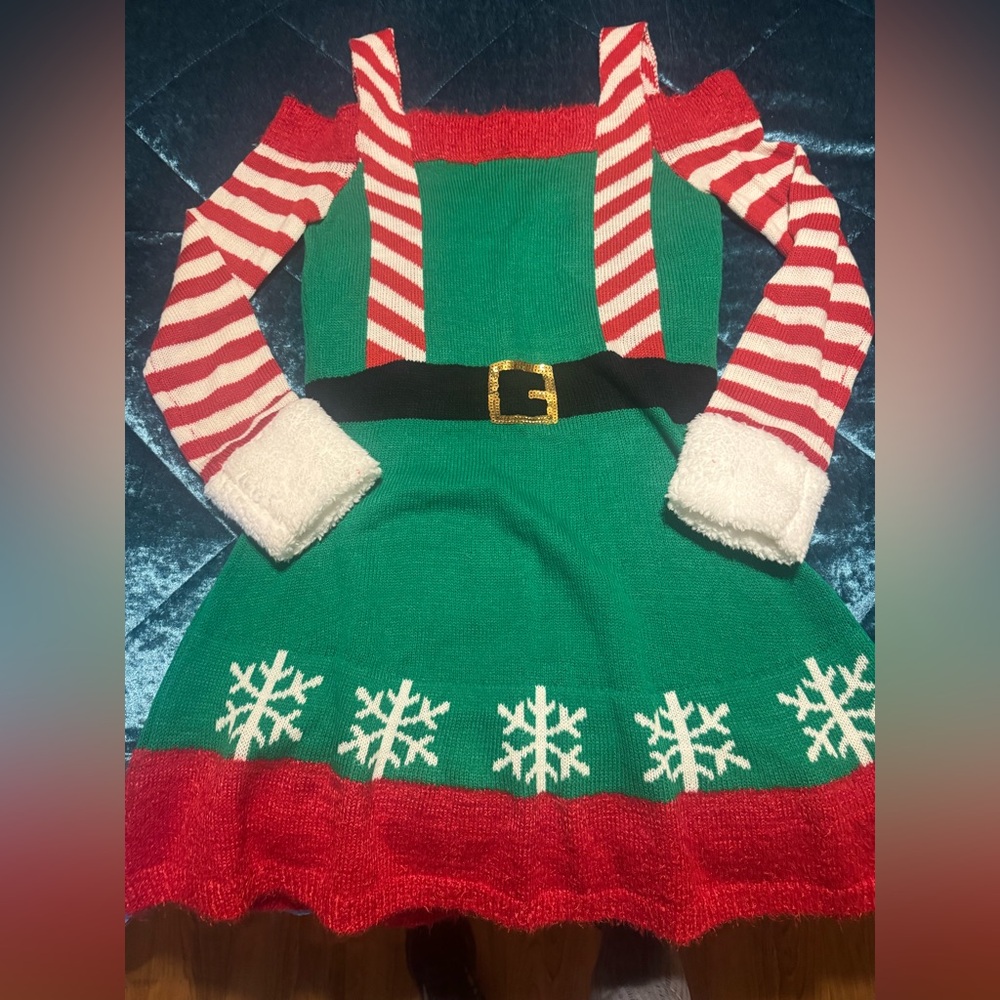 Festive Green and Red Women’s Christmas Costume